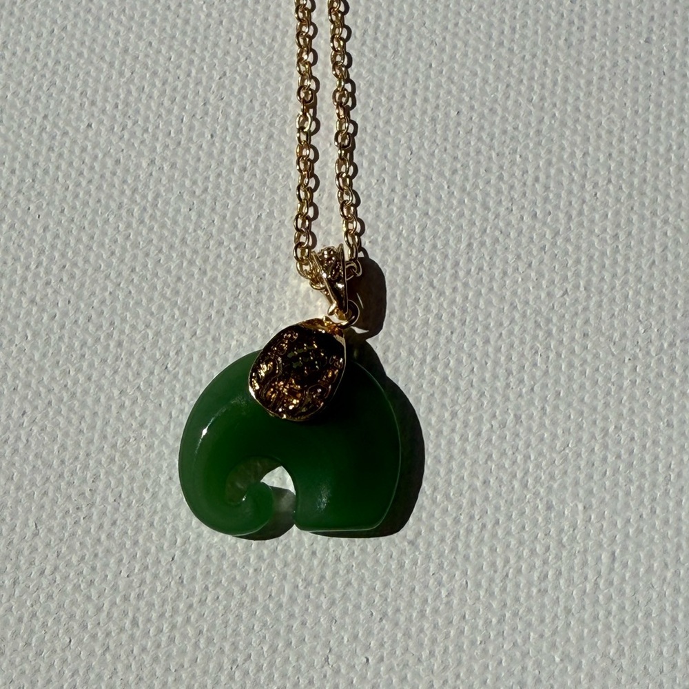 Natural Necklace Green Jade Elephant Pendant | 18K Gold Plated Chain Necklace - Picture 10 of 12